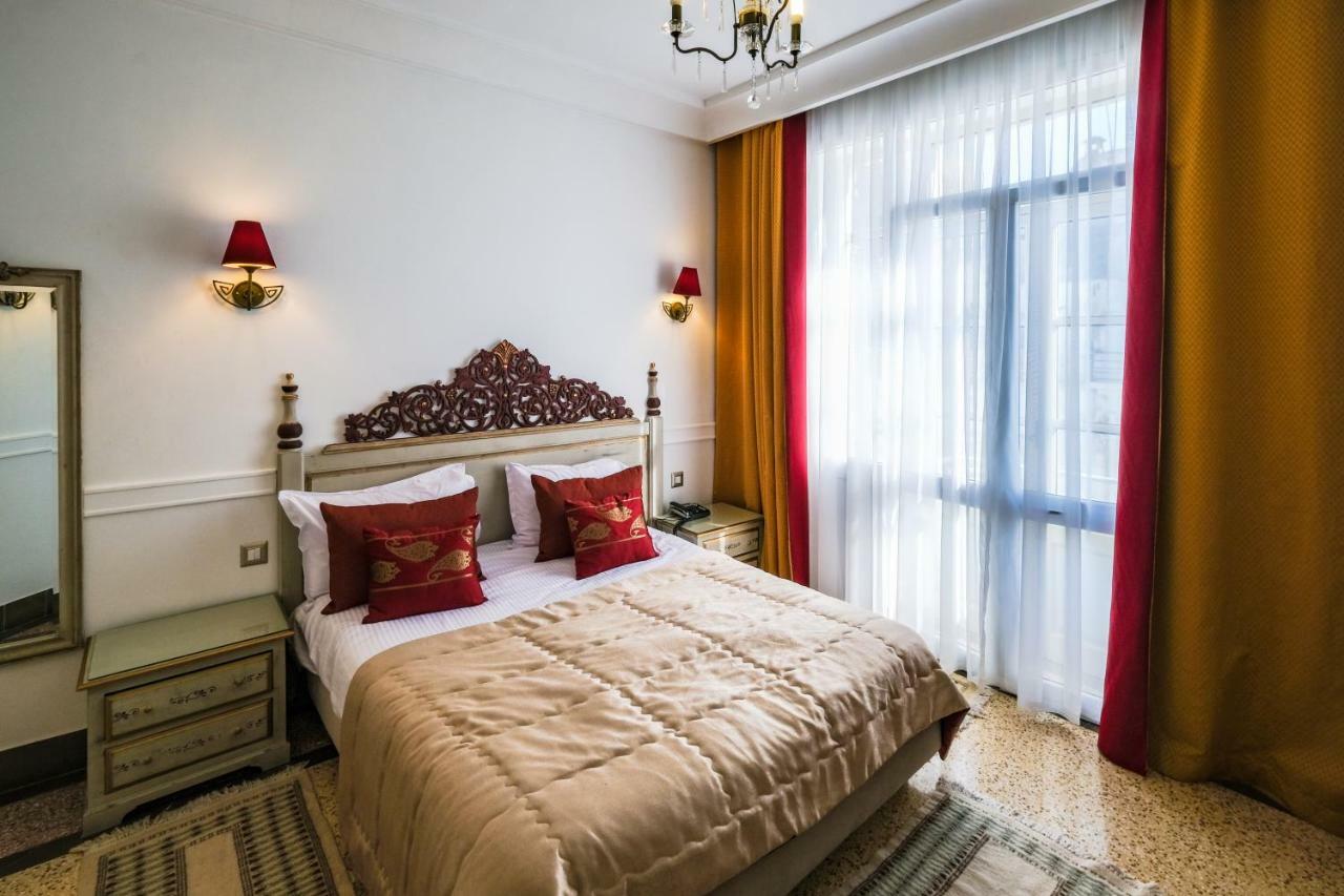 Majestic Hotel Tunis Exteriör bild